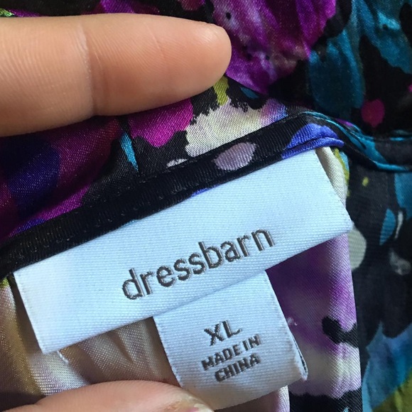 SOLD!FLORAL WRAP BLOUSE XL - Picture 6 of 7